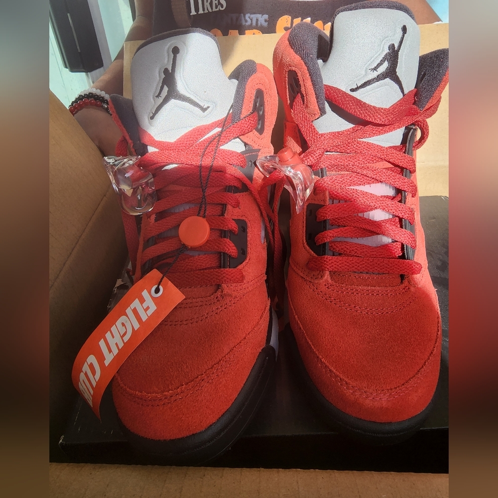 Jordan 5 Retro (2021) Raging Bulls